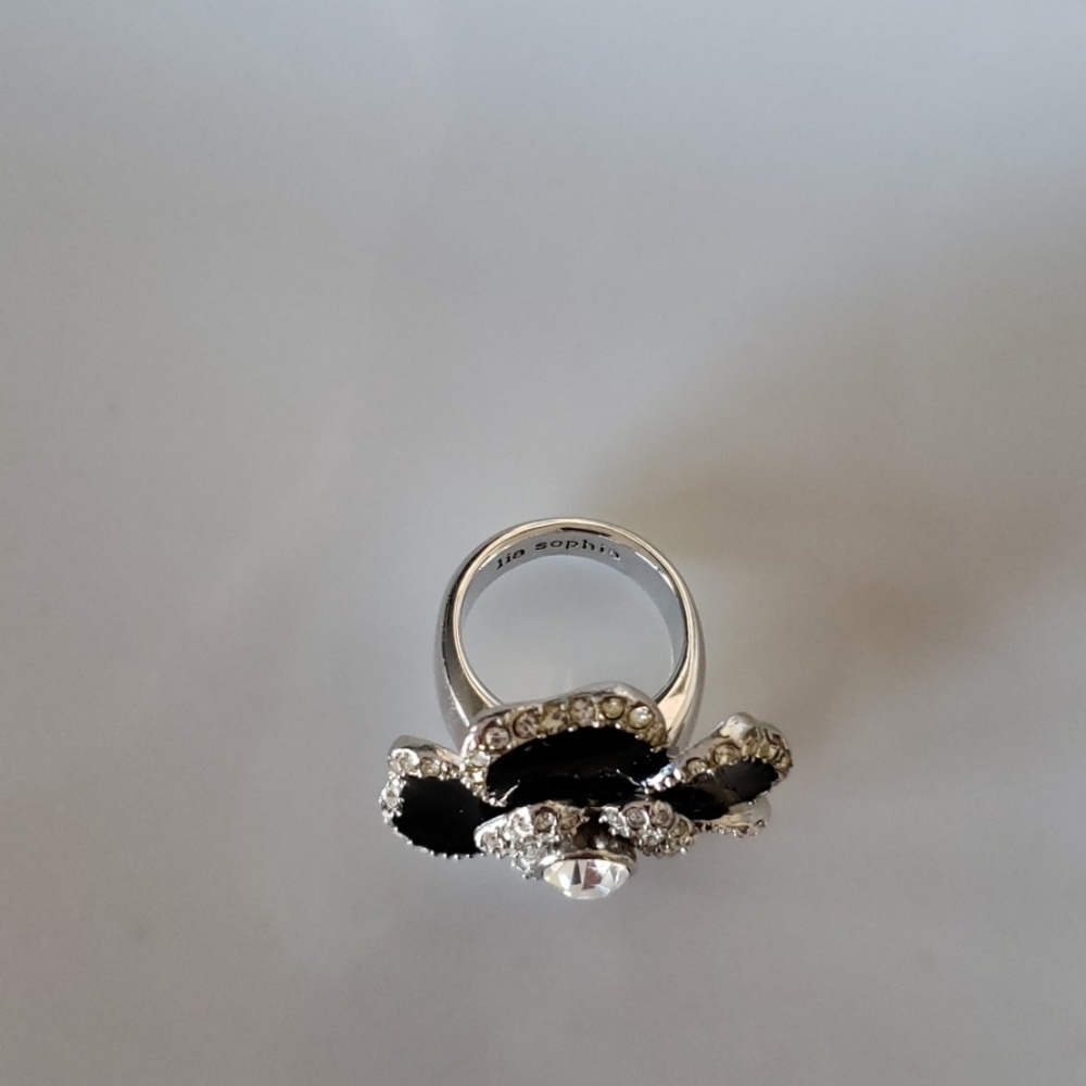 Large Flower Sparkling Statement Ring - image 4